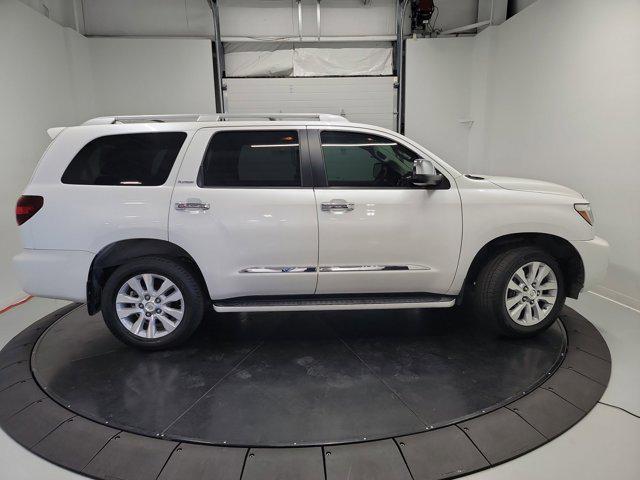 Photo of 2018 Blizzard Pearl Toyota Sequoia