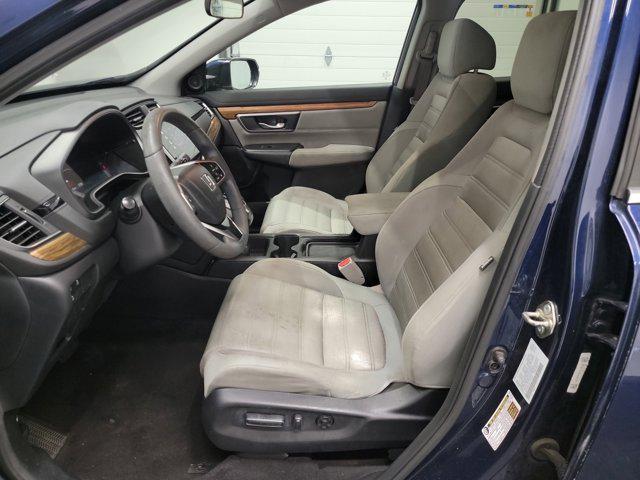 Photo of 2017 Obsidian Blue Pearl Honda CR-V