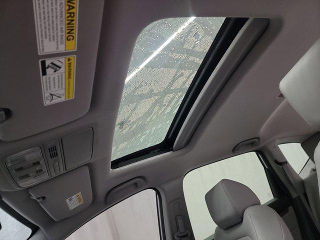 Photo of 2019 Lunar Silver Metallic Honda CR-V