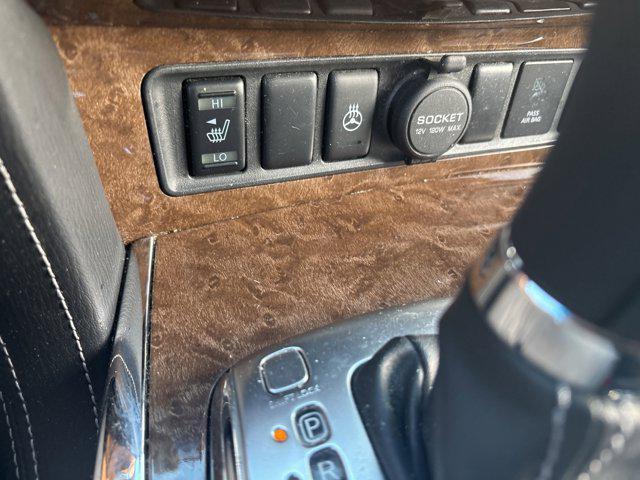 Photo of 2017 Black Obsidian INFINITI QX80