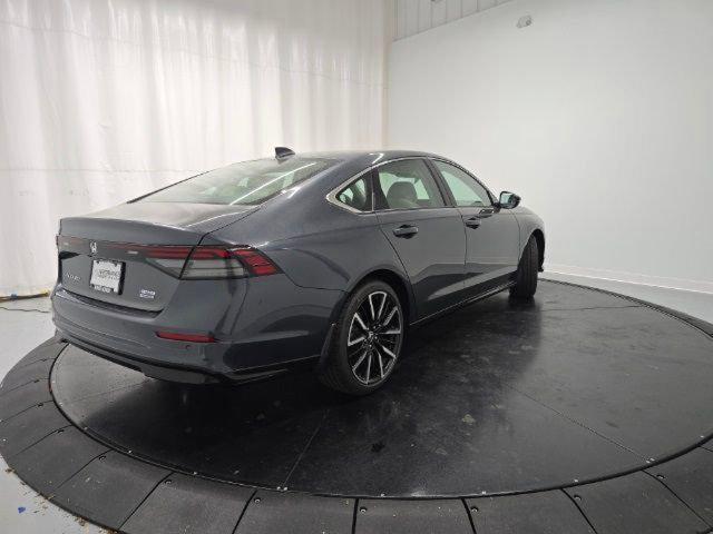 Photo of 2025 Meteorite Gray Metallic Honda Accord Hybrid