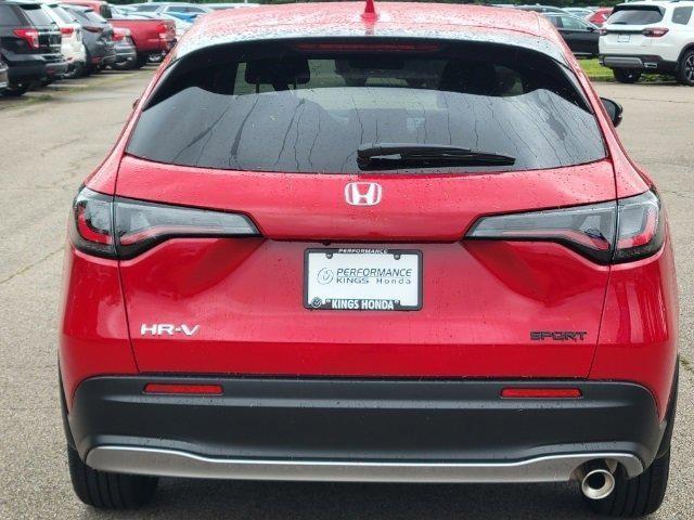 Photo of 2025 Milano Red Honda HR-V