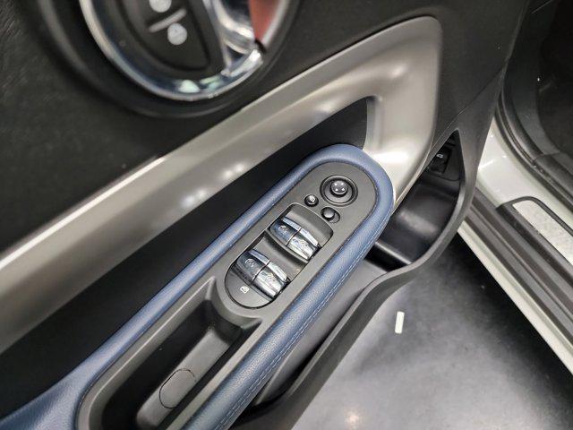 Photo of 2022 White Silver MINI Countryman
