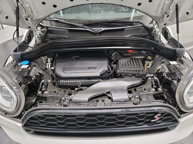 Photo of 2022 White Silver MINI Countryman
