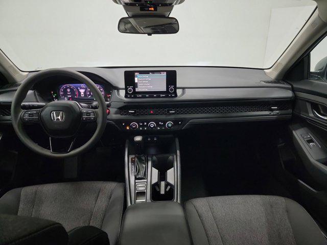 Photo of 2025 Solar Silver Metallic Honda Accord