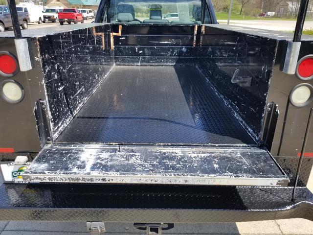 Photo of 2014 Tuxedo Black Metallic Ford F-250