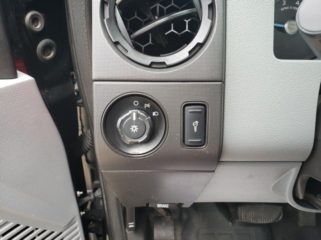 Photo of 2014 Tuxedo Black Metallic Ford F-250