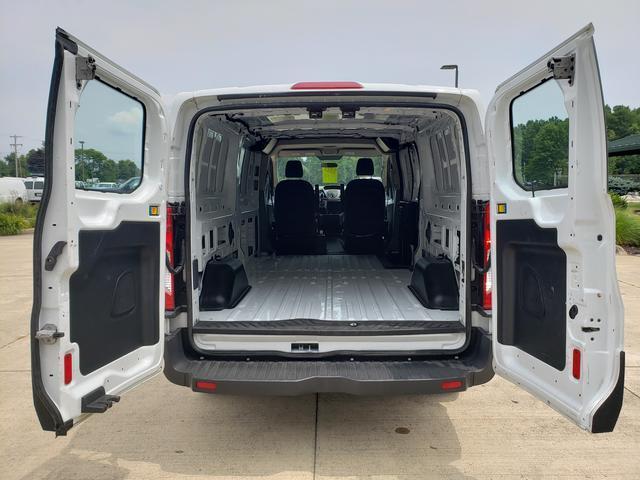 Photo of 2015 Oxford White Ford Transit-350