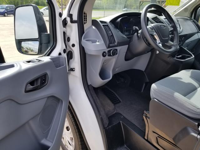 Photo of 2015 Oxford White Ford Transit-350