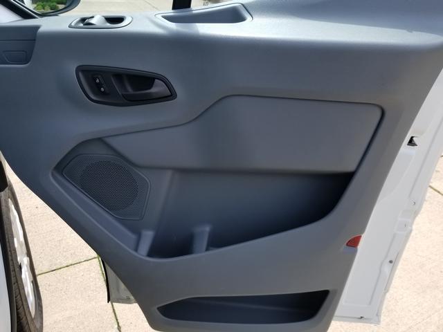 Photo of 2015 Oxford White Ford Transit-350