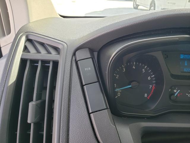 Photo of 2015 Oxford White Ford Transit-350