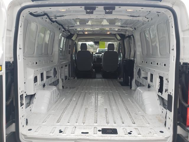 Photo of 2016 Oxford White Ford Transit-350