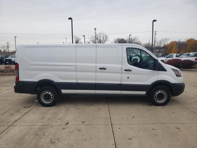 Photo of 2016 Oxford White Ford Transit-350