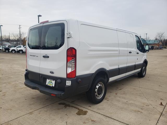 Photo of 2016 Oxford White Ford Transit-350