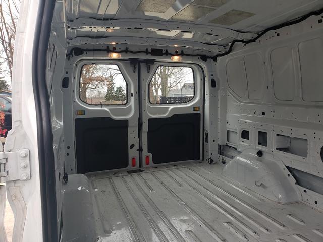 Photo of 2016 Oxford White Ford Transit-350