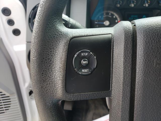 Photo of 2015 Oxford White Ford F-250