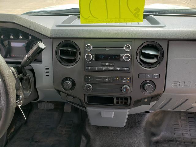 Photo of 2015 Oxford White Ford F-250