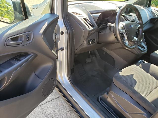 Photo of 2016 Silver Metallic Ford Transit Connect