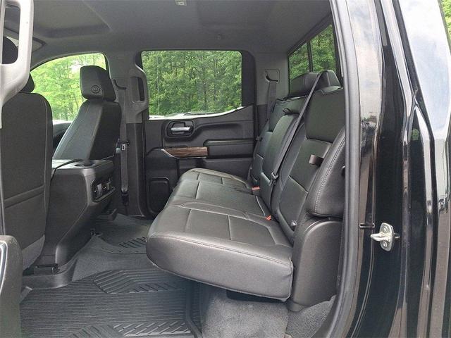 Photo of 2021 Black Chevrolet Silverado 1500