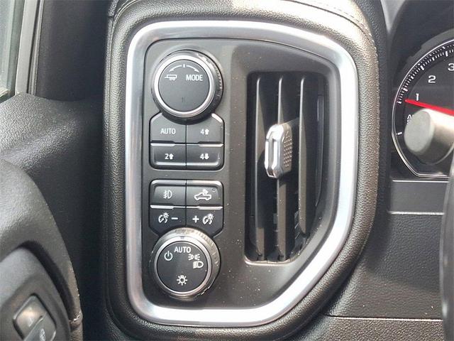 Photo of 2021 Black Chevrolet Silverado 1500
