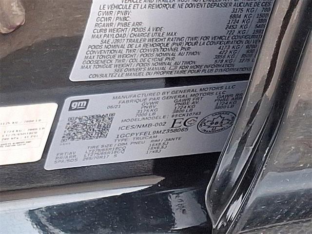 Photo of 2021 Black Chevrolet Silverado 1500