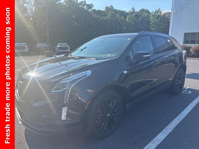 Photo of 2022 Stellar Black Metallic Cadillac XT5