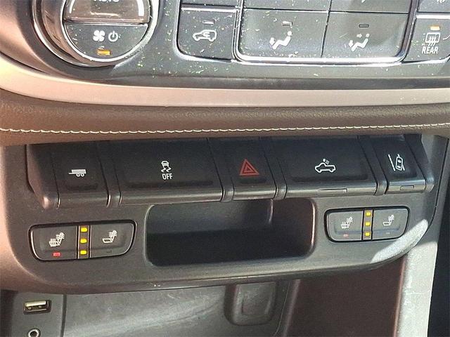 Photo of 2016 Bronze Alloy Metallic GMC Canyon