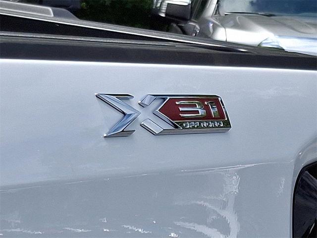 Photo of 2026 White GMC Sierra 1500