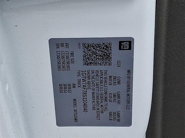 Photo of 2025 White GMC Savana 2500