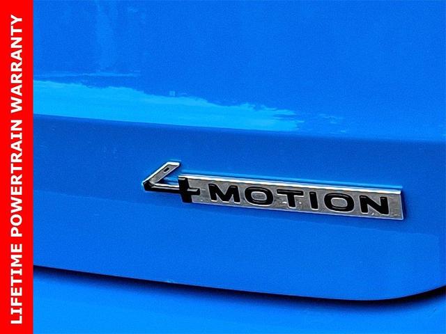 Photo of 2025 Cornflower Blue W/Black Roof Volkswagen Taos