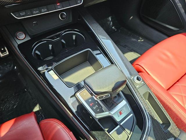 Photo of 2021 Daytona Gray Pearl Effect Audi S5