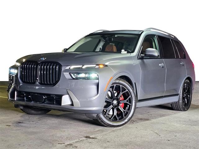 2023 BMW X7