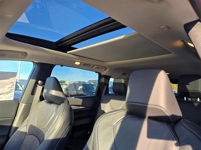 Photo of 2025 Deep Bordeaux INFINITI QX60