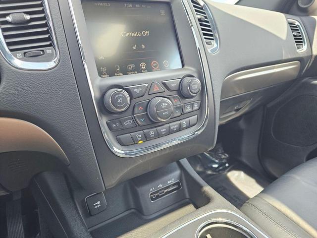 Photo of 2016 Bright White Clearcoat Dodge Durango