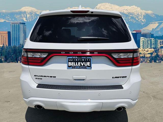 Photo of 2016 Bright White Clearcoat Dodge Durango