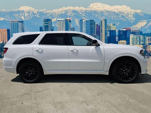 Photo of 2016 Bright White Clearcoat Dodge Durango