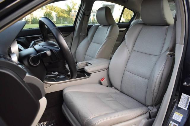 Photo of 2012 Black Acura TL