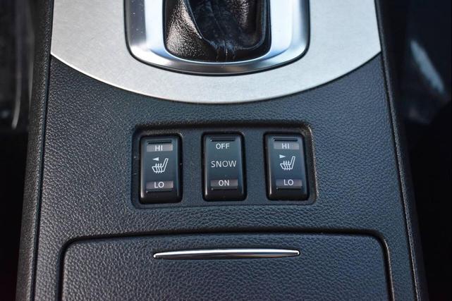 Photo of 2008 Gray INFINITI G35x