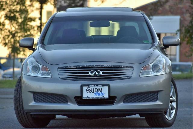 Photo of 2008 Gray INFINITI G35x