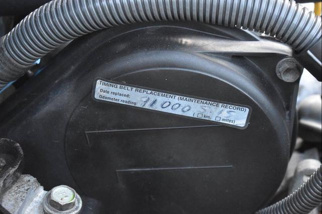 Photo of 2005 Champagne Toyota Sienna