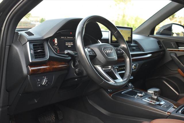Photo of 2018 Black Audi Q5
