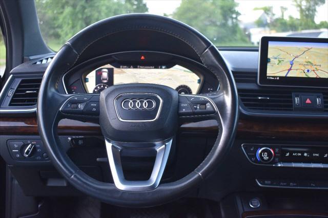 Photo of 2018 Black Audi Q5