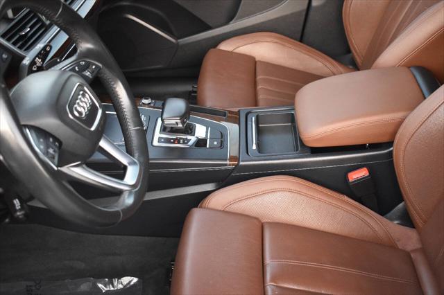 Photo of 2018 Black Audi Q5