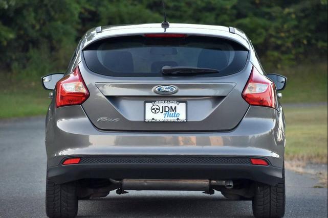 Photo of 2012 Gray Ford Focus
