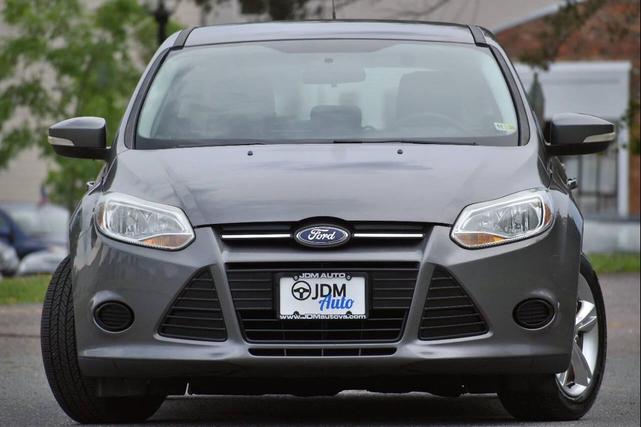 Photo of 2014 Gray Ford Focus