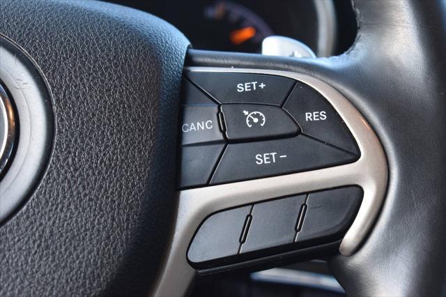 Photo of 2014 Silver Jeep Grand Cherokee