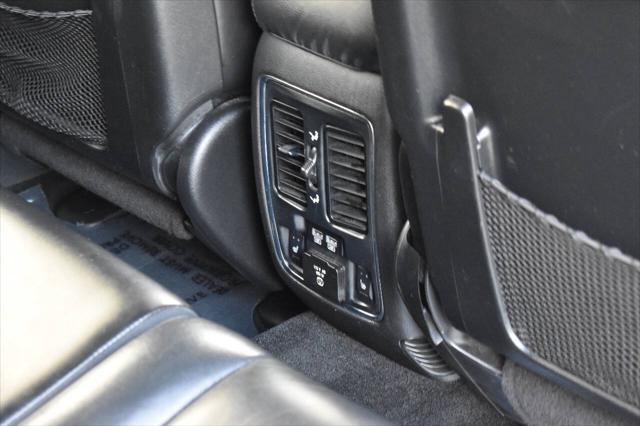 Photo of 2014 Silver Jeep Grand Cherokee