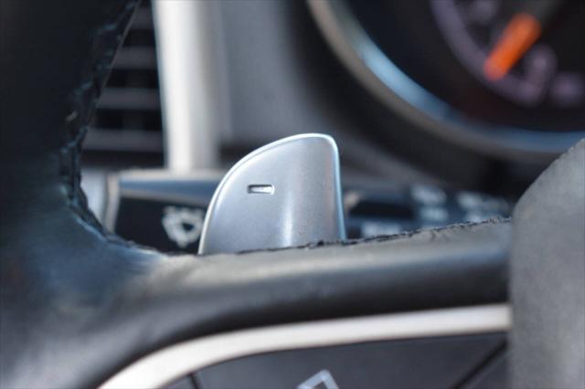 Photo of 2014 Silver Jeep Grand Cherokee