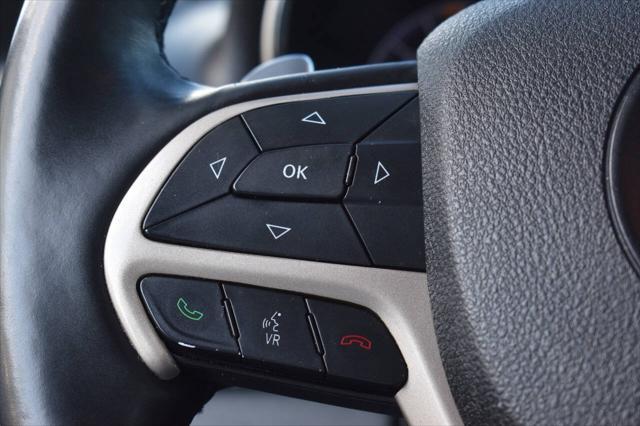 Photo of 2014 Silver Jeep Grand Cherokee