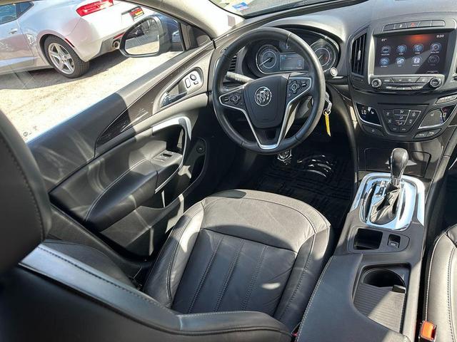 Photo of 2016 Dark Sapphire Blue Metallic Buick Regal